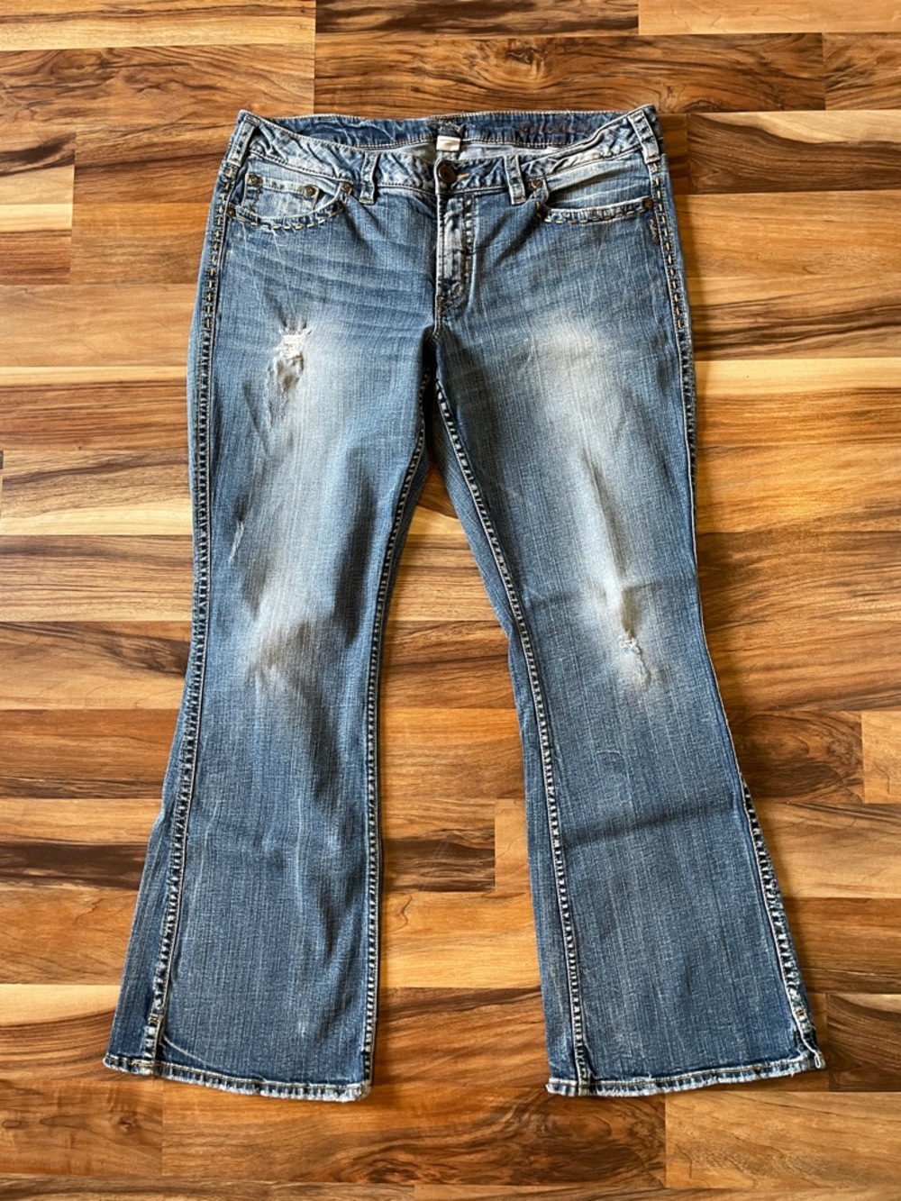 Silver Jeans Frances Flare size 18 x 33